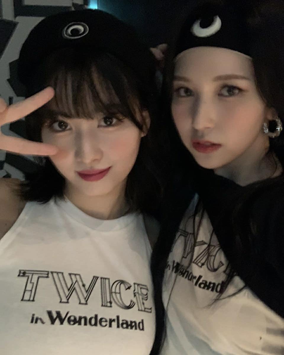 Misa ᴗ Mina S Ig Update 2 Twice 트와이스 Misa ᴗ Mina S Ig Update 2 Twice 트와이스