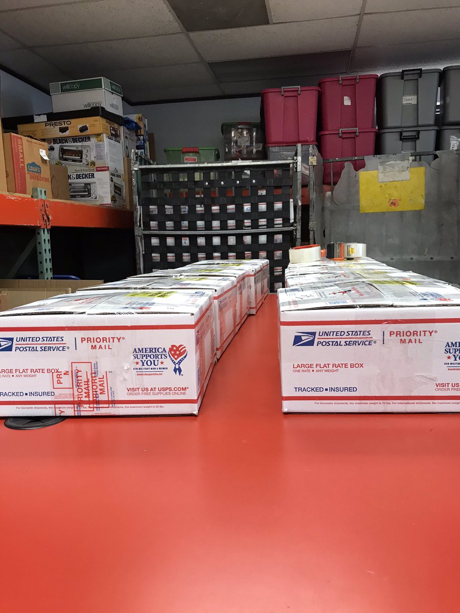 airborneangels's tweet photo. Packing boxes for our #Military today! ❤️🇺🇸🤠🇺🇸❤️ https://t.co/n9nm6rNUkz