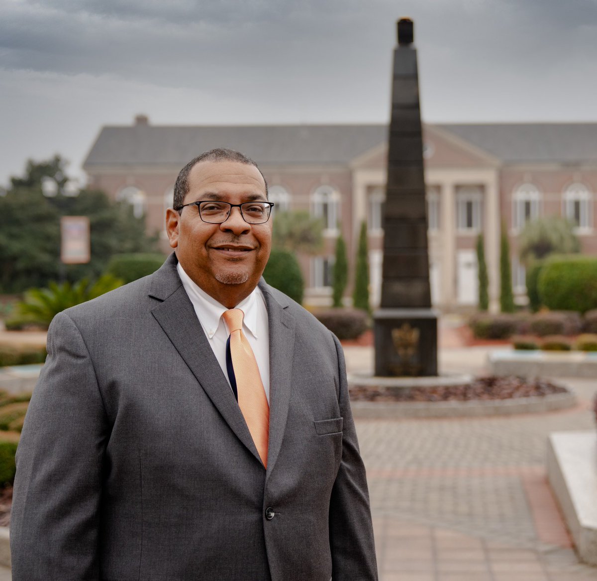 FAMUALUMNI1887's tweet image. Happy birthday to @FAMU_1887 Alumnus and Office of Communications Director Keith Miles 🎉 Enjoy your day and keep striking to the top for our university! #GoRattlers 🐍