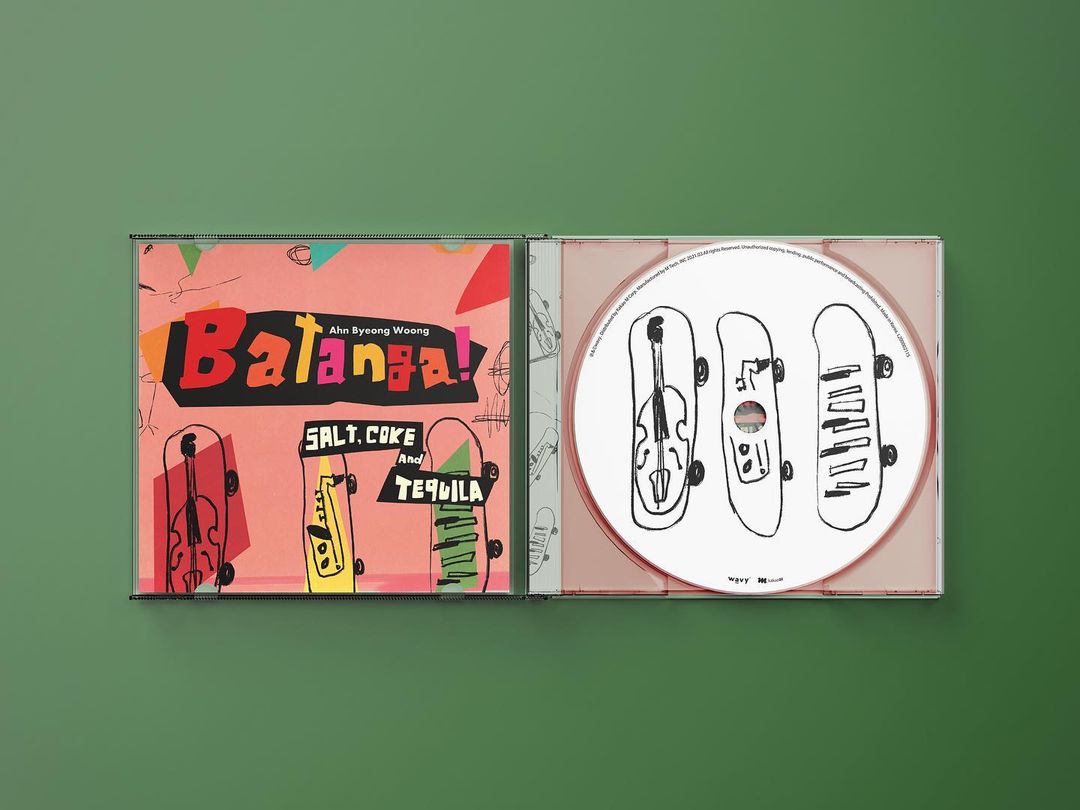 beddyloo's tweet photo. Ahn Byeong Woong new album- Batanga!(S.alt C.oke A.nd T.equila) CD 

[Product Details]

- Photocard book : 20p

- Photocard : Random 1 out of 3

Track List
1 Walkin down the street
2 Eyes on u
3 Sinner
4 Wit some coke (Feat. Colde)
5 Skateboard (Bonus track)

Price: around $14.00 https://t.co/c3UiP6goYc