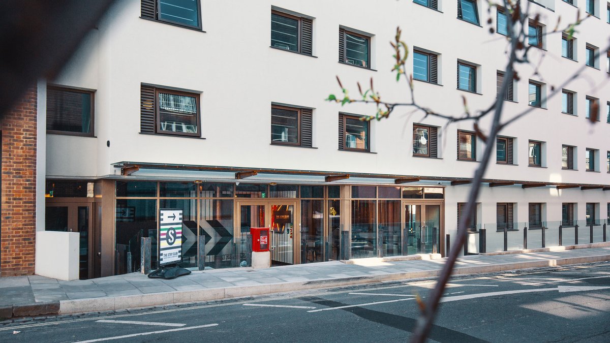 #KentishTown is a neighbouring area to bustling Camden, and also home to one of The Stay Club student accommodations! 🤩 From tasty restaurants to quaint cafes, dive into all that Kentish Town has to offer through The Stay Club blog!

thestayclub.com/blog/kentish-t…