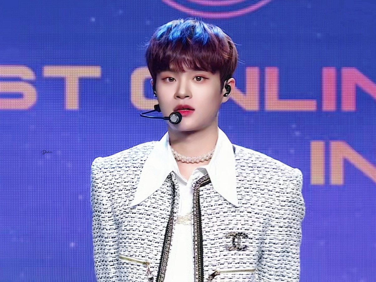 Desdemo0129's tweet photo. ✌
#이대휘 #DAEHWI  #AB6IX 
#LEEDAEHWI #대휘 https://t.co/bBGM7B9Fx2
