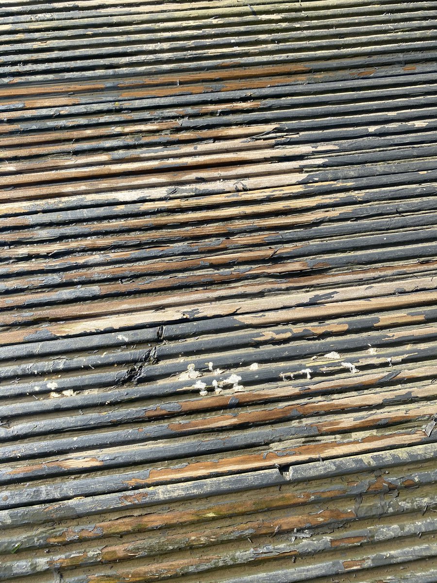 ReverseAttire's tweet photo. @Ronseal Hi, I painted our decking last June, spent extra on the decking rescue paint and within a year this has happened, is this normal? https://t.co/vTNZv73FS1