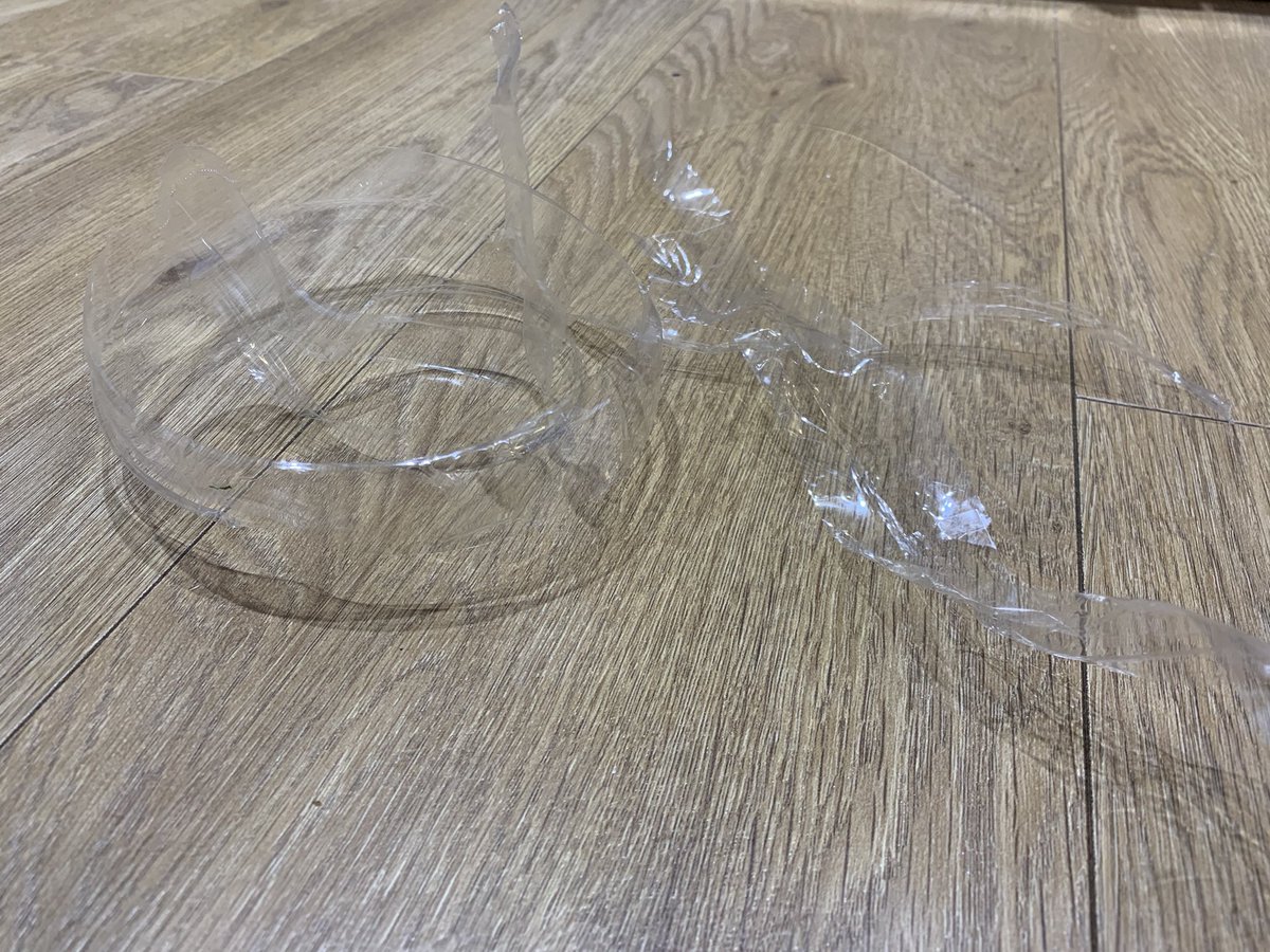 Darren Wallis tweet media