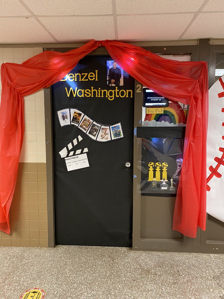 Black History Doors at Ridgecrest is more than the decoration, it’s the knowledge gained that counts. Job well done teachers &amp; students! <a href="/ridgecrestrockt/">Ridgecrest Elementary</a> <a href="/finleych/">Christie Finley</a> <a href="/DOCSFIVE/">Champion Principal</a> <a href="/bwilder67/">Beth Wilder</a> <a href="/HSVk12/">Huntsville City Schools</a>