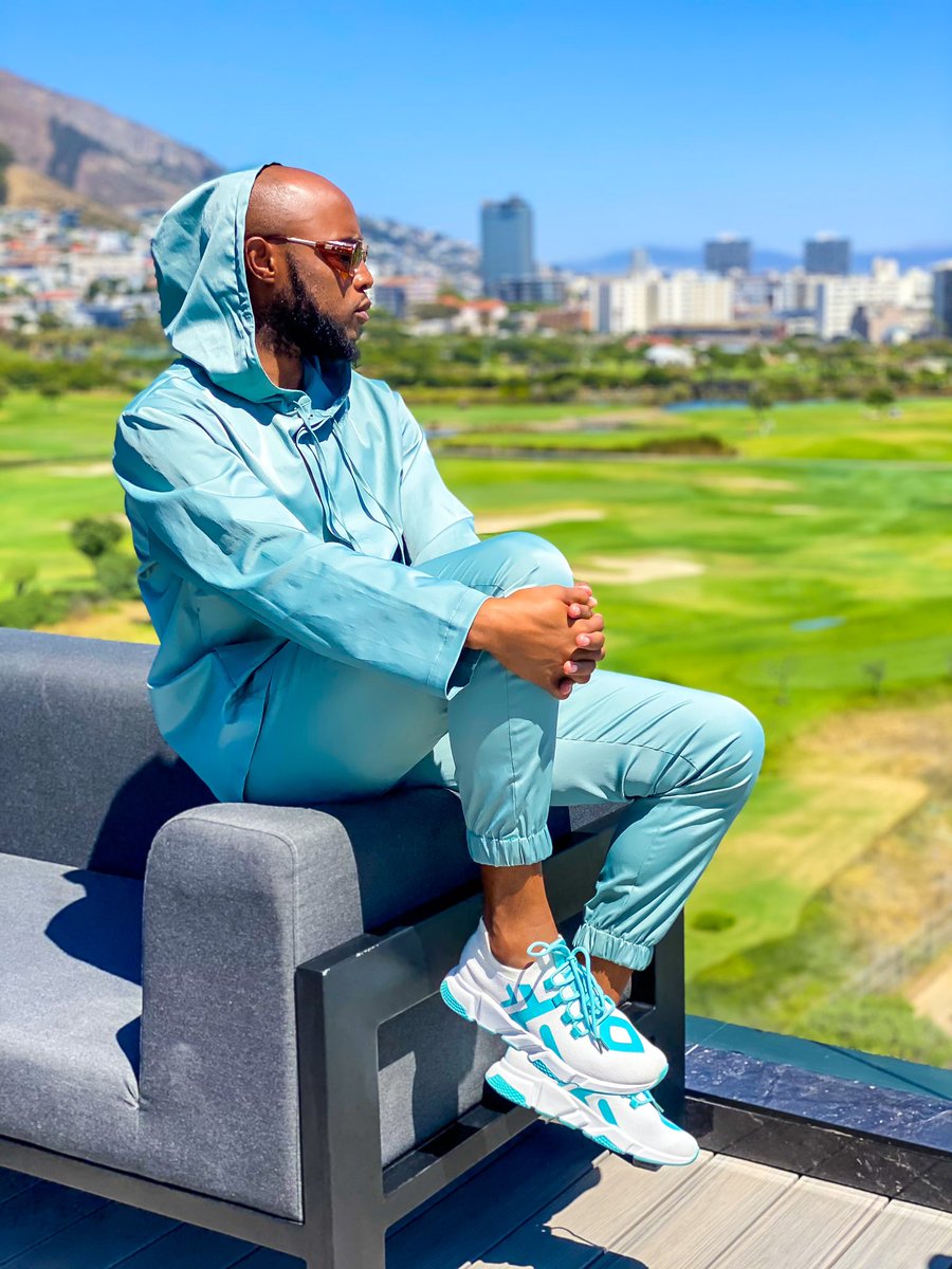 mohale_motaung's tweet image. It’s the view for me. 📍: #Otwohotel