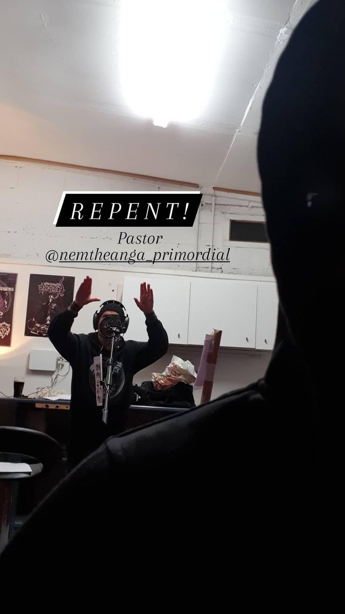 Last_Light_Rec's tweet image. First vocal session done in Last Light ✅