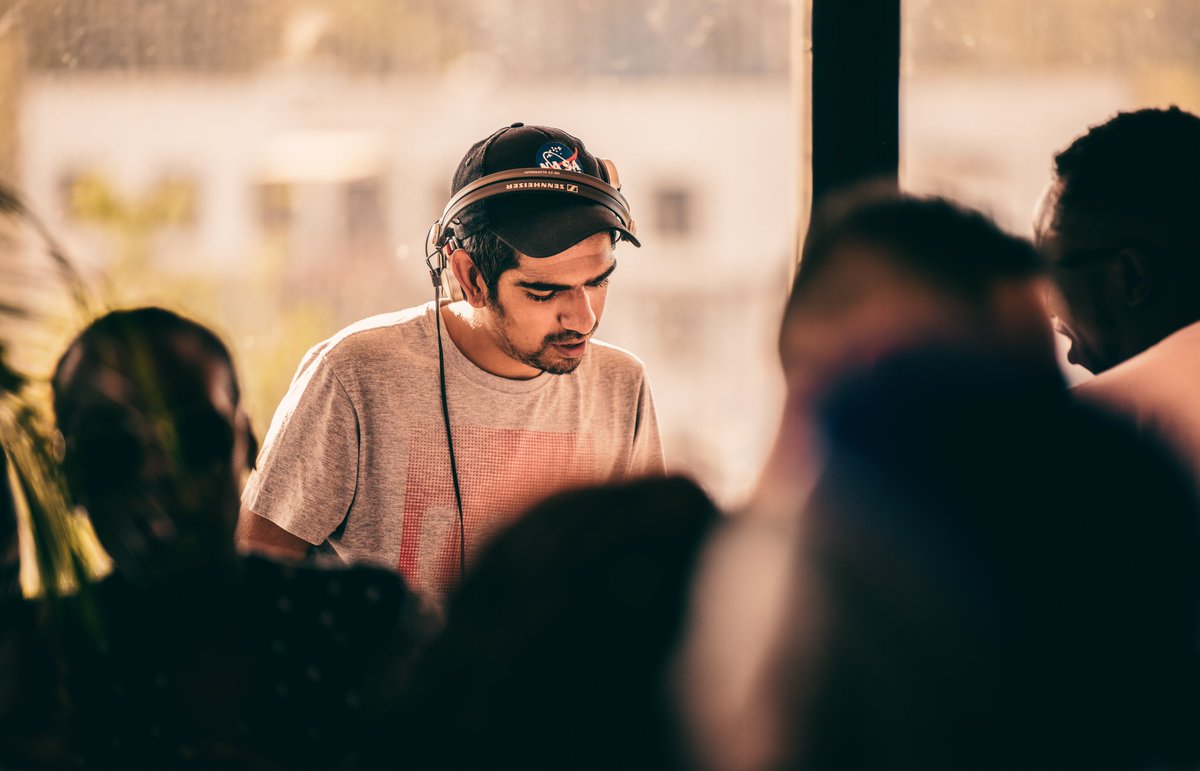 surajkenya's tweet image. FINALLY!!! @gondwana_Ke #SundayOut with #TheHealers @black_motion Imagine #TheLastChapter on our infamous Funktion-One sound system! I play alongside some of my fav's in the 254.. Mask ON as I get down to #Imali #TrapEnLos #Everything &amp;amp; more!

Tickets: bit.ly/3bmgEG8