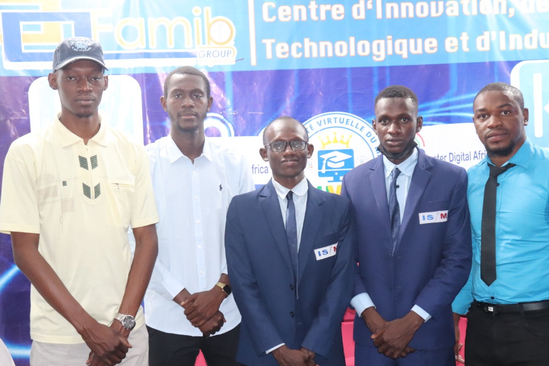 DjibrilKKeita1's tweet photo. @LDebatteurs le débat du jour opposant les Universités #FMPOS vs #Isim tenu ce jour au siège de @FamibGroupe sur le thème de gouvernance fut fructueux !
Merveilleusement aux prochaines #Affiches!
L'aventure continue.... https://t.co/fxK90pzJ4C