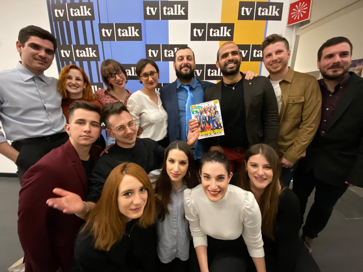 Antimo_Mallardo's tweet photo. Ricordando la nostra foto in stile copertina TV Sorrisi e Canzoni per Sanremo 2020 🧡
#Tvtalk @TvTalk_Rai https://t.co/ZN4T6SQnSL
