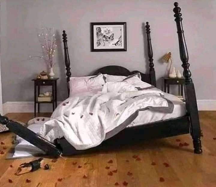 এইটা দেখার পর 
বিয়ের শখ মিটে গেছে🙄