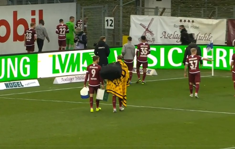 petersgewissen's tweet image. Symbolbild des Spiels: 
(Bedarf keiner Worte) #sgd1953 #SVMSGD