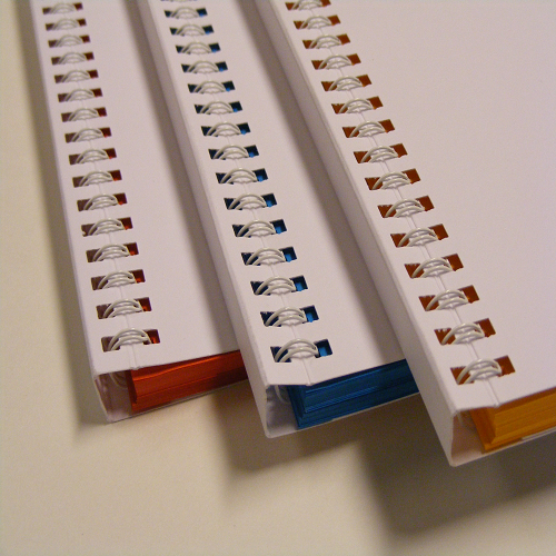 brandiefriesens's tweet photo. Friesens makes concealed wire-o where the #softcover hides the #binding . In this piece, the #wireo is revealed through #diecut rectangles in the #bookcover . I love the white cover stock with the brightly colored #text .
📕❤️
📒💛
📘💙
#printing #bookprinting #iloveprint https://t.co/YXBa7IiGnp