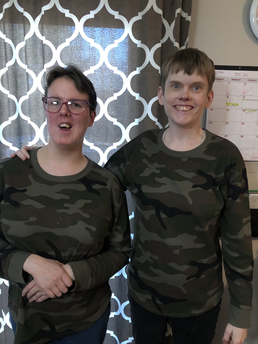 Erin and Karissa were twinning yesterday!! 😎👯‍♀️ #ILoveCCRI