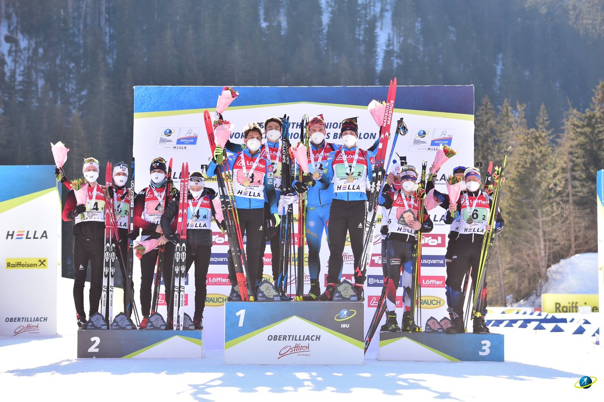 PHÉNOMÉNAL 🏆
Oscar Lombardot, Sebasten Mahon, Eric Perrot et <a href="/EmilienClaude1/">Emilien Claude</a> sont CHAMPIONS DU MONDE juniors du Relais #biathlon des Mondiaux d' #Obertilliach 🥇🌍
Quelle journée 🥇🥇
🔵⚪️🔴
 📸 IBU/Reichert