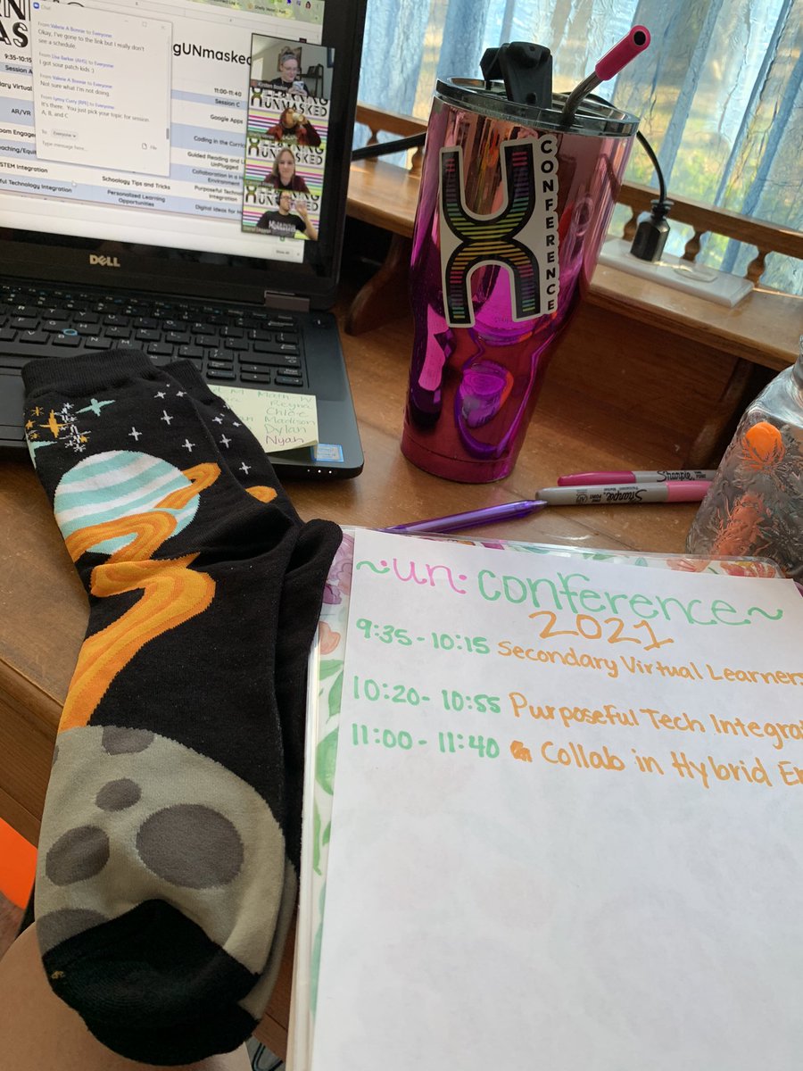 MsKirstenBoston's tweet image. @HumbleISD_DDI Space socks and VSCO stickers. I’m ready✌🏼#learningUNmasked #howtodomytaxes