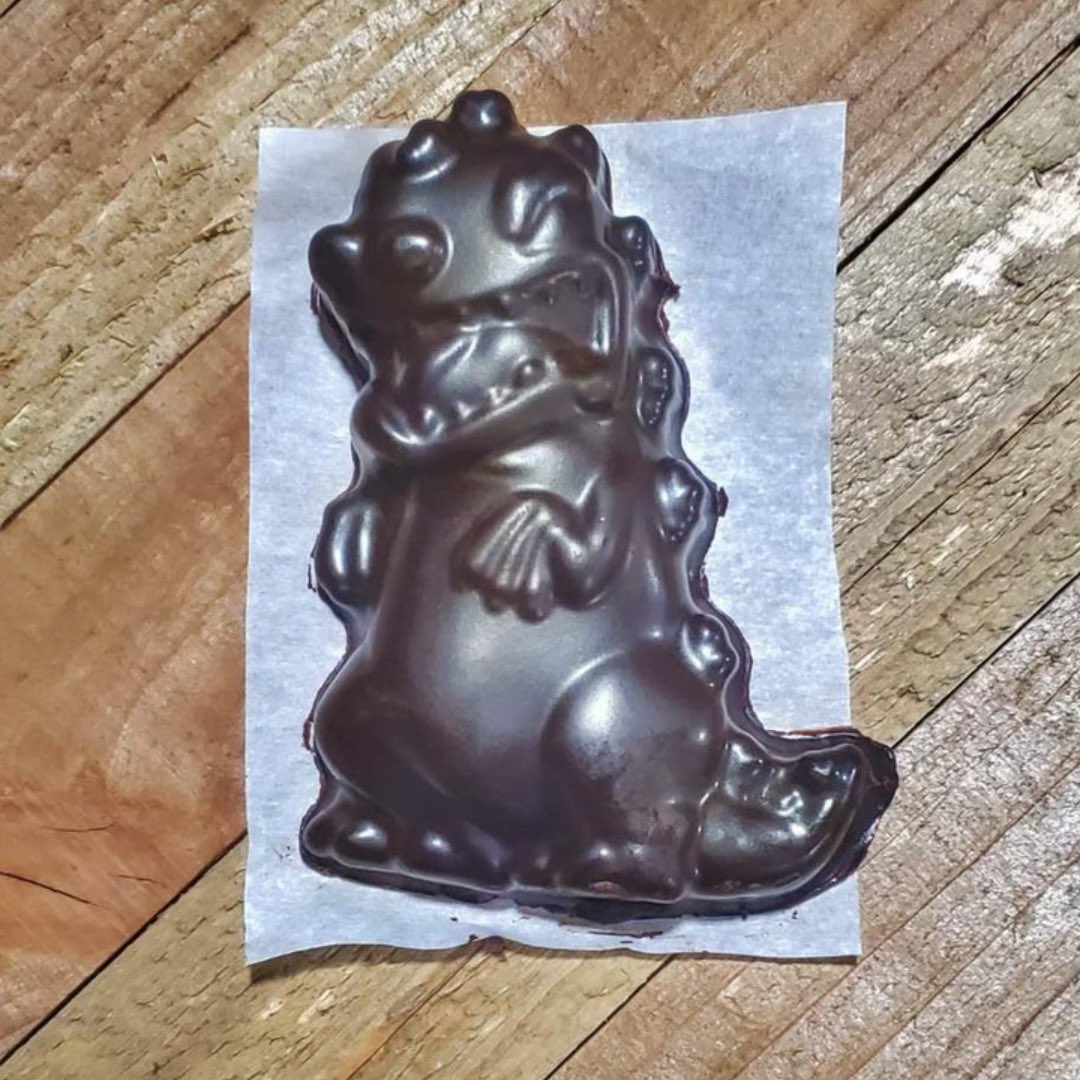 Athenasgifts_'s tweet photo. Try out our Reptar Bars! The infamous candy bar that turns your tongue green #chocolate #CannabisCommunity #edibles #Mmemberville #dcweedevents #weedindc #smallbusiness #Rugrats #reptarbars https://t.co/pkbWGX9mUh
