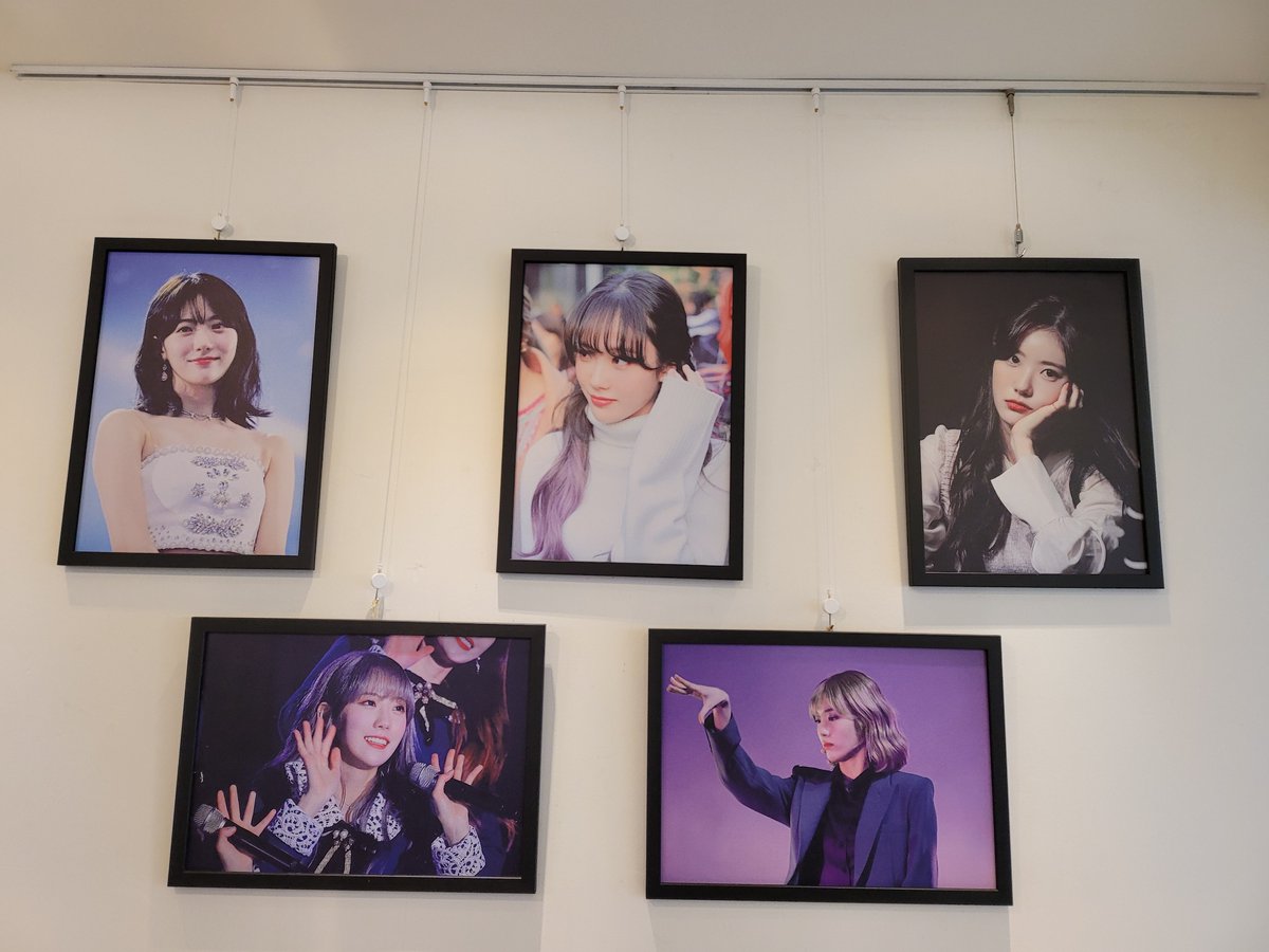 sutlym's tweet photo. 카페 오뉴

테이크아웃 밀크티담긴 병 너무 이쁘고(사진찍자니 블루베리들만 남아있어서...!!)
사진하나하나에 감동하고 갑니다 ㅠ0ㅠ
루다쿠키? 방구쿠키?도 너무 귀여웠어요 👍

🎉루다야 생일 축하하고 태어나줘서 고마워❤💕
#HAPPY_LUDA_DAY #하나뿐인_루다만을_사랑할게 https://t.co/xpi6XRTTtR