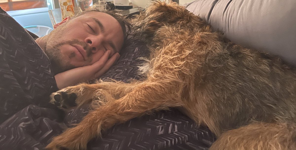 Cuddling up to Hoodad before we get down and dirty wif my first stripping today! #BTPosse