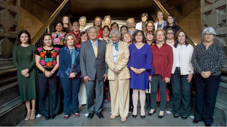 #SoyMujerYestoyConAMLO 
#SoyMujerYestoyConAMLO 
#SoyMujerYestoyConAMLO 
#SoyMujerYestoyConAMLO 
#SoyMujerYestoyConAMLO 
#SoyMujerYestoyConAMLO 
#SoyMujerYestoyConAMLO 

Y AMLO con las mujeres, prueba de ello es su gabinete ❤️🇲🇽 👩 
#MujeresConAMLO 

#EsUnHonorEstarConObrador