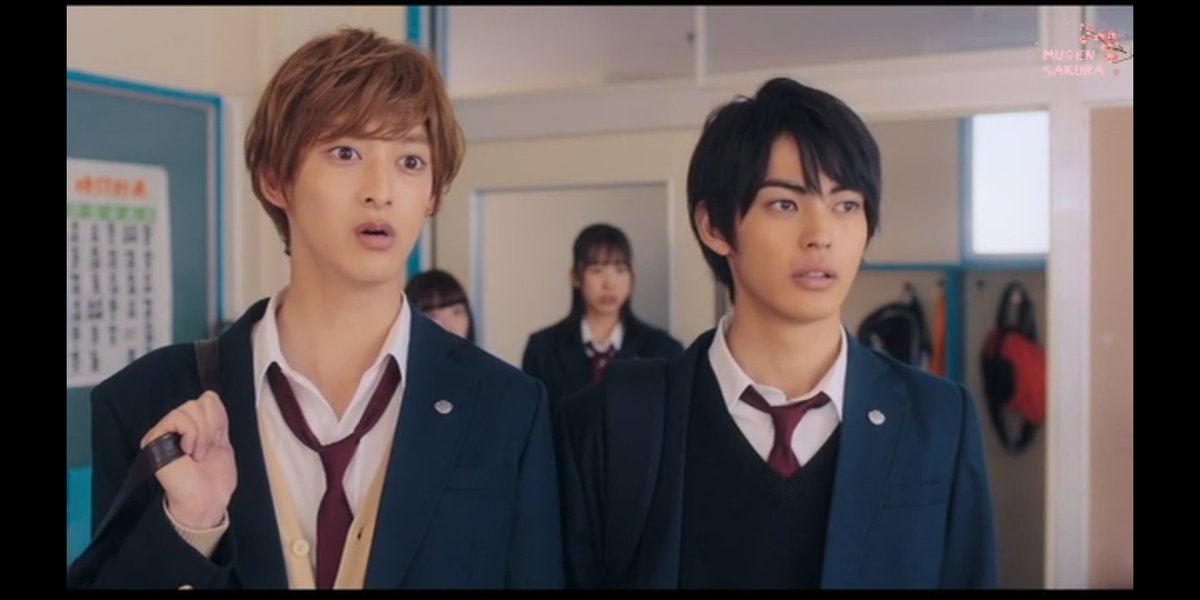 gug_oegeojuja's tweet photo. Bir hafta içinde yine eski haline döndü 😳
#BoysPleaseKissHim
#InsteadofMe
#KissHimNotMe
#WatashigaMoteteDosunda
#TomitaMiu
#YamaguchiNonoka
#KamioFuju
#ItoAsahi
#MugenSakura https://t.co/kFiWA14HGa