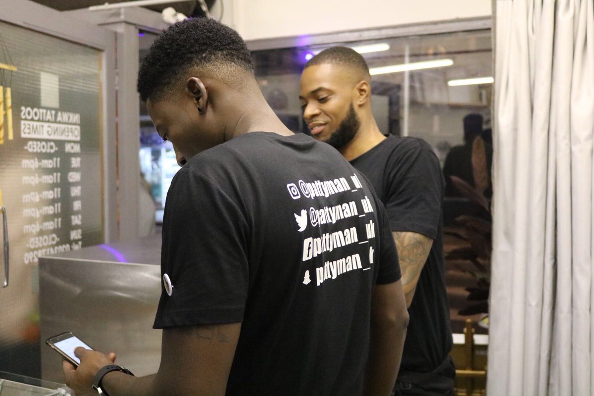 I’ve got my brothers back and he has mine 🖤🙌🏾👨🏽‍🍳👨🏾‍🍳
.
.
.
#pattymanuk #brothers #pastry #bakery #vegan #party #savoury #sweet #streetfood #delivery #patty #patties #freshfood #tastegood #homemade #spreadtheword #events #supportsmallbusiness