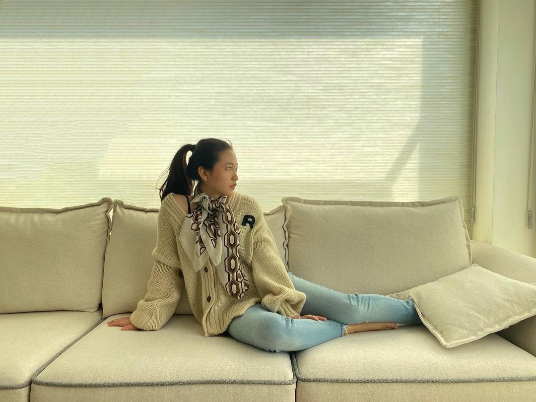 YERISE_TH's tweet photo. [IG] 210321 yerimiese update #YERI
พระอาทิตย์ตกสวยมาก ✨
https://t.co/iUCiXCuzNl https://t.co/Y3TrvbaL4F