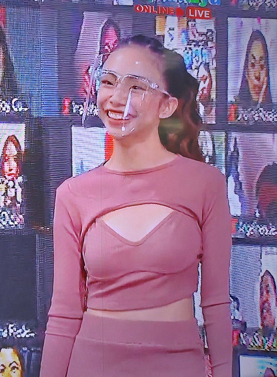 KPAbroadWarrior's tweet photo. Robi: Maymay you look great on this outfit. 

Thank you glam team 🙏🏻♥️

IWANT SUMMER WITH MAYWARD 

MAYMAY ASAP AWESOME SAYAWAN  

#MayWard 

@maymayentrata07 @Barber_Edward_ @RainierDagala @owensarmiento https://t.co/DsDLSthTKa