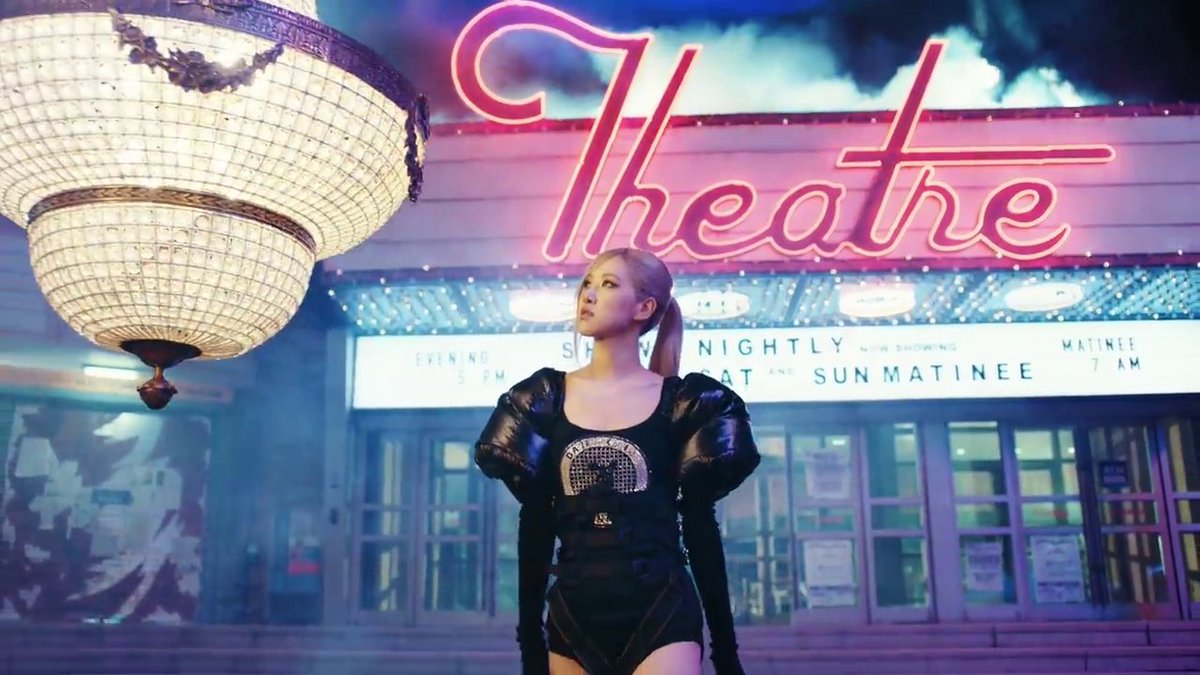 ROSEonRADIO's tweet photo. #BLINK POR FAVOR DIFUNDIR.

#MostRequestedLive HORA: #4

Pueden votar UNA VEZ POR HORA EN CADA RED SOCIAL Y ES LA CUARTA HORA.

Con darle click a solo UNO de los links de abajo estarán AYUDANDO MUCHO.

#ROSÉ #R #OnTheGround #LISA #JENNIE #JISOO #BLACKPINK @BLACKPINK. https://t.co/D4GTWpBKgX