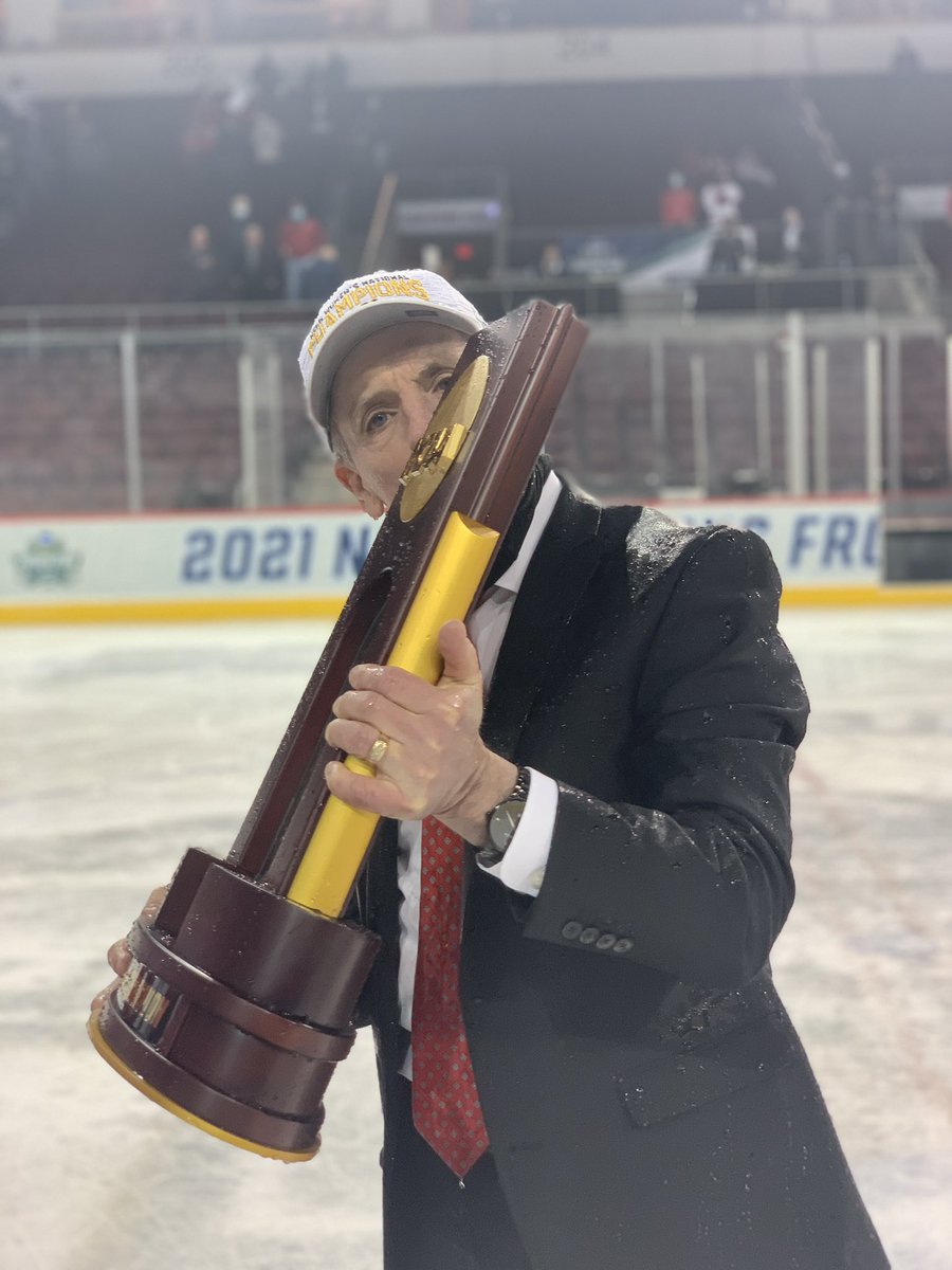 BadgerWHockey's tweet photo. With the win tonight, Coach Johnson has won six @NCAAIceHockey women’s 🏆, the most of any coach in NCAA history! 

#WFrozenFour || #OnWisconsin https://t.co/80ZwqdbiDf