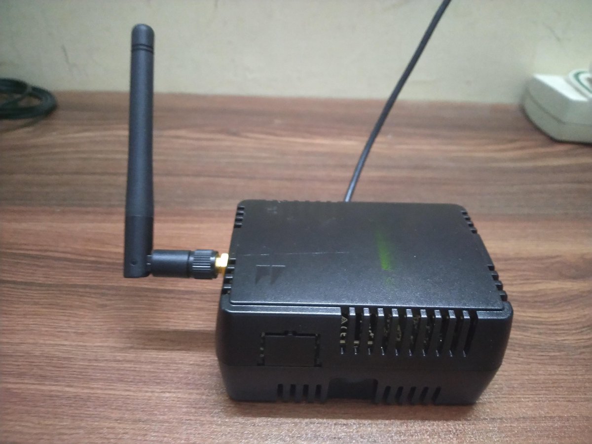 jithinisaac's tweet image. Trying out the @pycomIOT Pygate low cost indoor #LoRaWAN gateway, pretty good.. @RAKwireless RAK7246 beings its direct competitor.. Both can lower the entry cost barrier into lorawan.. Will test &amp;amp; compare..