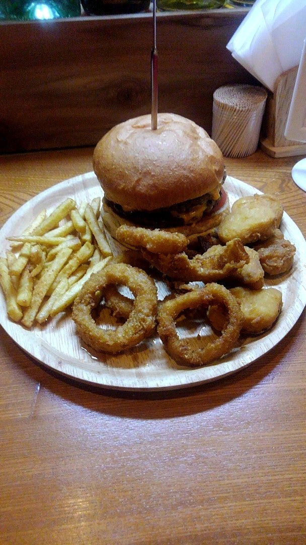 botasky_hunter's tweet photo. #CornerGateBurger (@ Cornergateburger in 大仙市, 秋田県) https://t.co/pZrH4IHiN2 https://t.co/NOcgBTHVgV