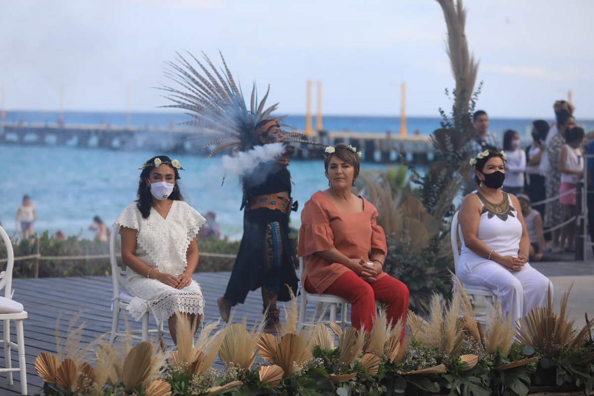 RealidadesQRoo's tweet photo. Fortalece las tradiciones Gobierno de Laura Beristain con #BodaMaya

#PlayadelCarmen.- Con el mar #Caribe de fondo, el gobierno de la presidenta #LauraBeristain realizó esta tarde el evento “Boda Maya”. https://t.co/qk4OiYpelw