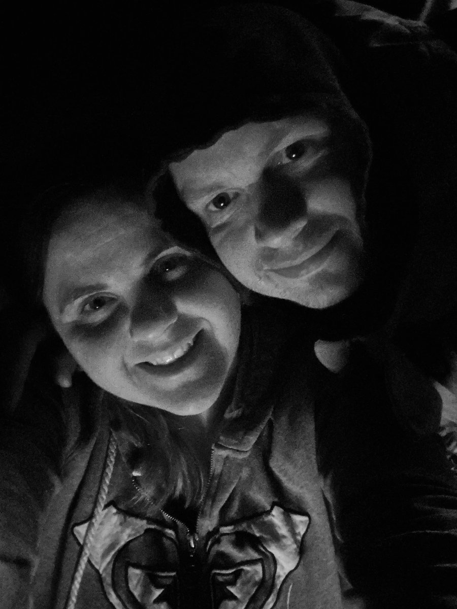 Sarah_Curle's tweet image. There is something peaceful about a backyard fire! 💗

#HangingOut #BackyardFire #Calmness #FirePit #SimpleThingsInLife #Alberta #Canada