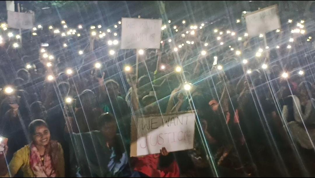 APStudentTrends's tweet photo. Every student life matters. So we've to raise our voice till government respond on it. 

Let's make this protest huge ✊

@Ysjagan @AndhraPradeshCM 
@AudimulapSuresh @TV9Telugu
@tv5newsnow #NoCompromise
#rguktongoleiiit
#RGUKTIIITONGOLE
#NoCompromise

#APStudentTrends https://t.co/DFDoOzoOOs