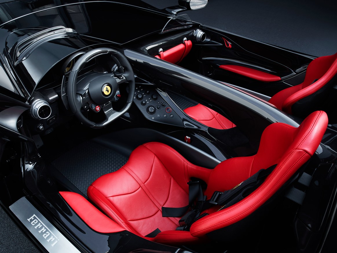 WIRED's tweet image. Meet Ferrari's Monza SP1 and SP2. These sports cars mix 1940s and 50 classic racing style with the best 21st-century engineering has to offer—including one of the most powerful engines Ferrari has ever made. wired.trib.al/e5MZnJF