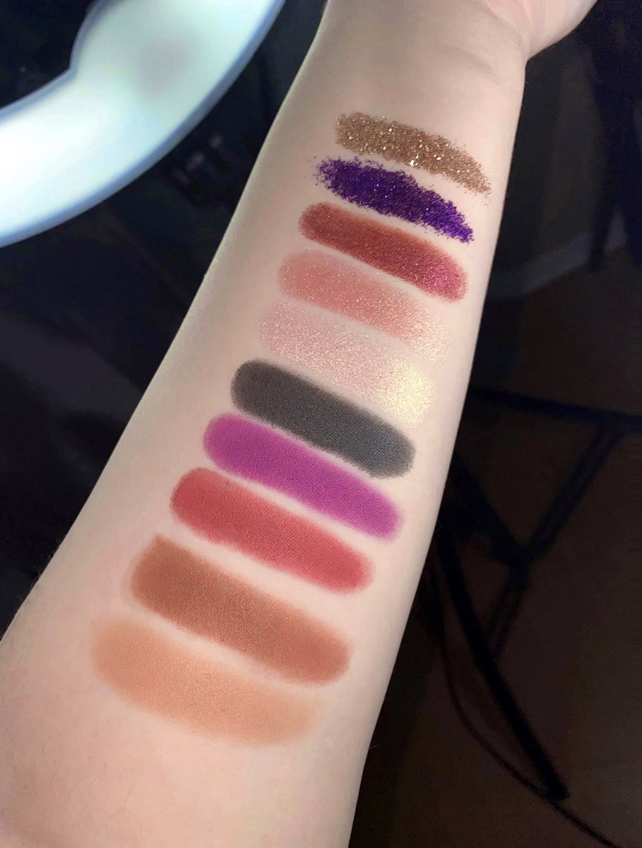 beautifulbyk's tweet photo. I am so unbelievably happy right now. Everything went so right today! 🥰 it was amazing! I hope y’all who got the Simplicity palette will love it just as much as me! 🥲✨ 
—
#makeup #shopsmall #newmakeup #makeupartist #mua https://t.co/tT1hpQFu0F