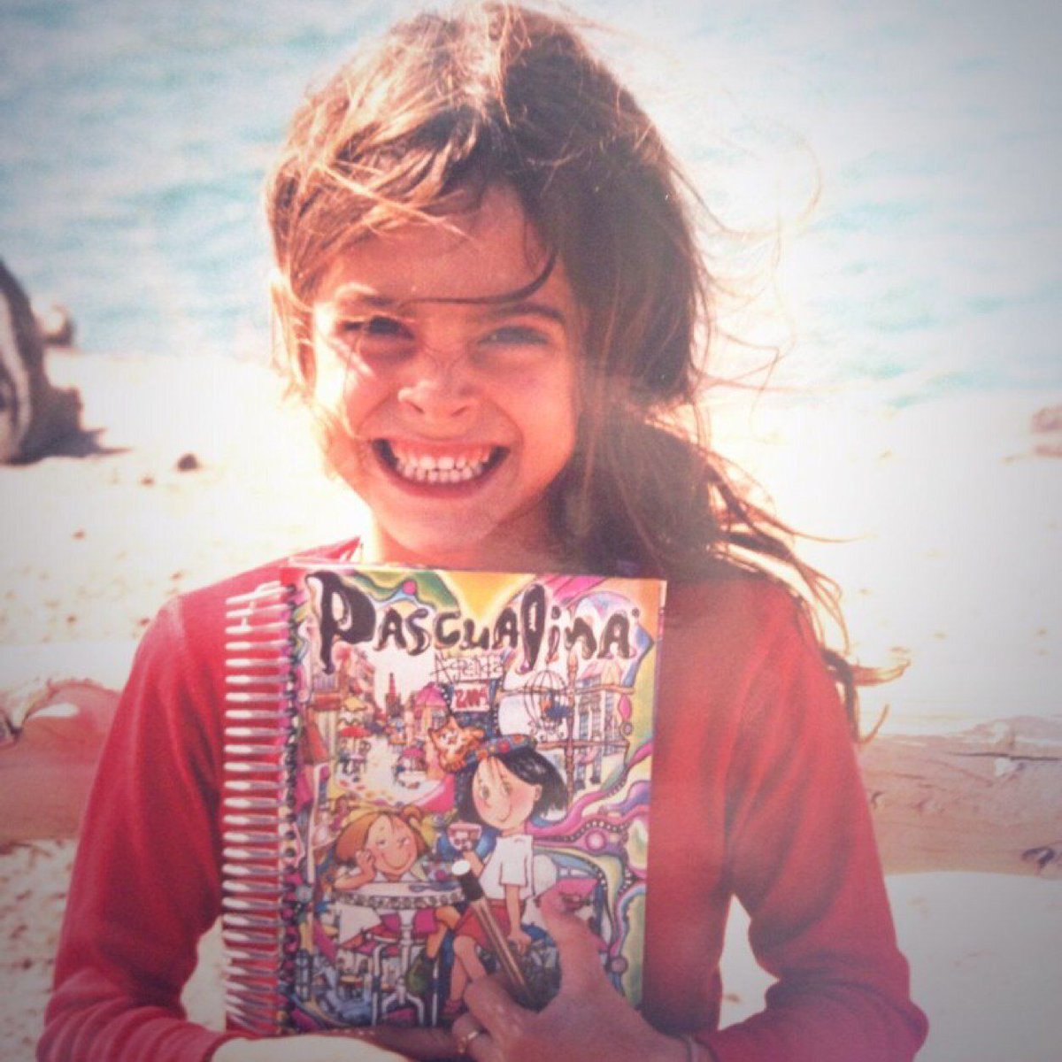 OrgulloVioletto's tweet photo. FELICES 24 TINI https://t.co/g8ljSIv5Cf