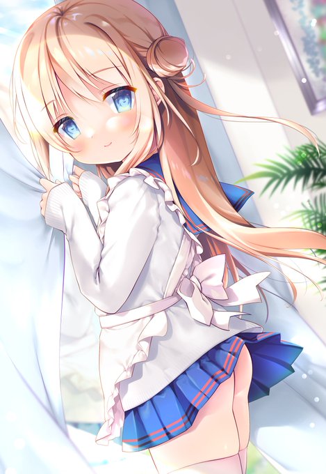 おはようお兄ちゃん。お寝坊さんだね…?❤️ 