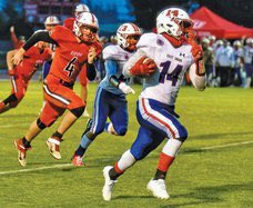 Kimball of Tracy’s Alonzo Jackson had a busy Friday night in shootout loss to Manteca🔥 Big Cat ran (21 carries, 96 yards), caught (7 receptions, 71 yards) and scored (3 TDs, 20 points) for Jaguars🤠 Gonna be lots of points when Jags host East Union &amp; Johntae Maggard Friday🙌