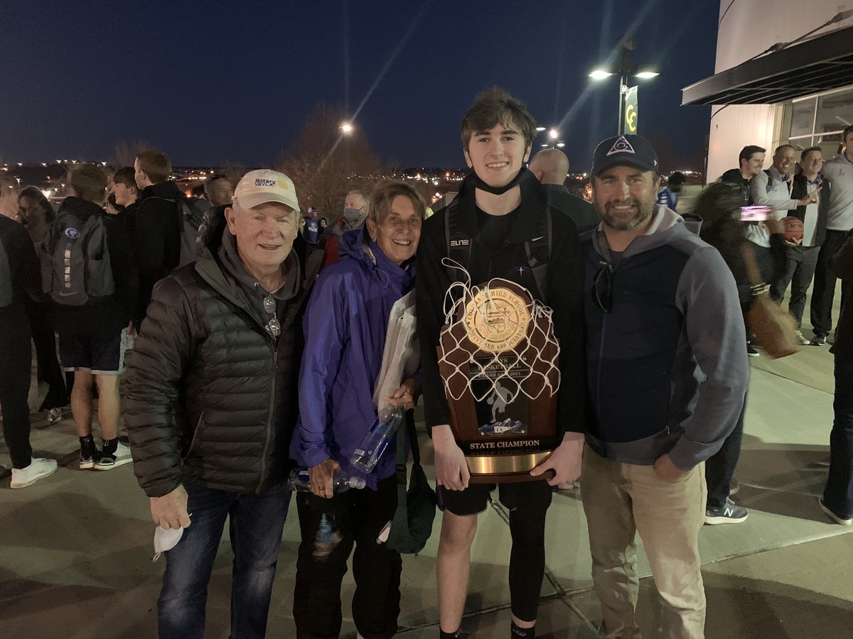 MHoops77's tweet photo. STATE CHAMPS!!!! So proud of this team and Sam Hoops!! #GotThatRing #GotThatShip @coloradopreps @CHSAA @Scotty_G6 @Bball_CO @9Preps https://t.co/EoXy42I0zX