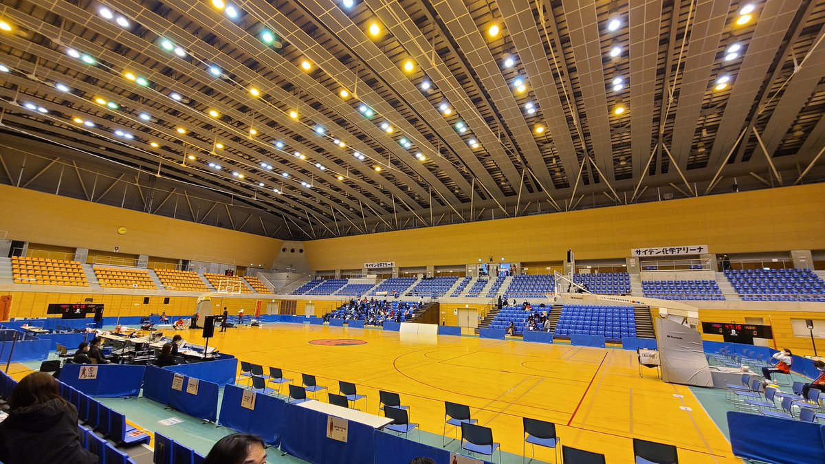 堀川 裕 On Twitter 今日も来ましたサイデン化学アリーナ 雨だったので 新宿ー浦和経由で最後はバス 期待しないで観戦しましょうか