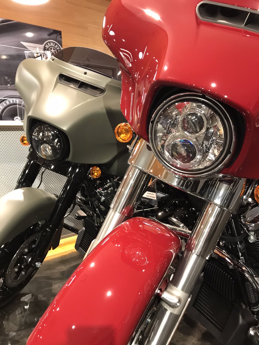ハーレーダビッドソン三鷹 21最新モデルの試乗は赤 展示在庫車はデットウッドグリーンデニムです 今年の新色ですが ガンダム世代の方のはザクにしか見えません ハーレーダビッドソン ハーレー ストリートグライドスペシャル Flhxs ザク 試乗車 ハーレーダビッドソン三鷹 21最新モデルの試乗は赤 展示在庫車はデットウッドグリーンデニムです 今年の新色ですが ガンダム世代の方のはザクにしか見えません ハーレーダビッドソン ハーレー ストリートグライドスペシャル Flhxs ザク 試乗車