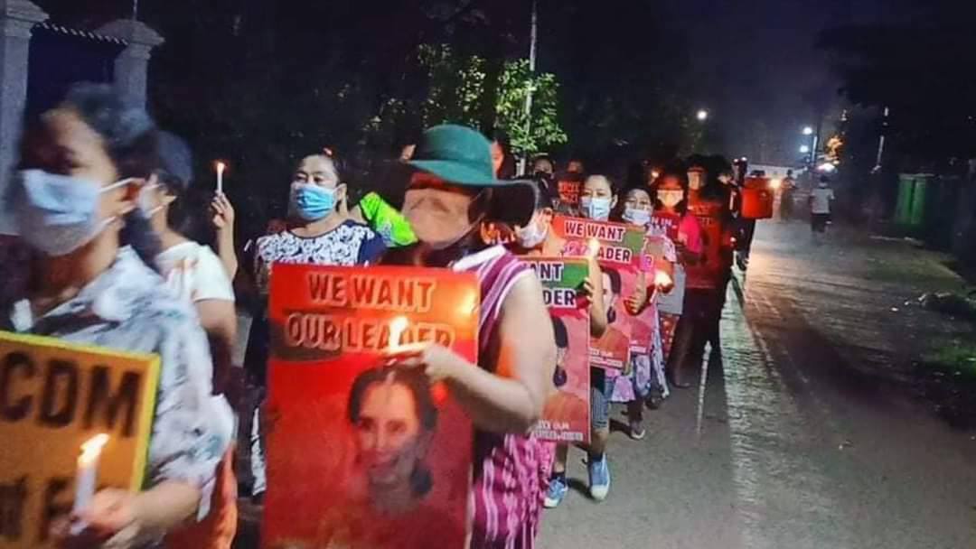 MyatMinn2003's tweet photo. Dawn Strike also happened in Mudon, Mon state!!! Although the military terrorists tighten the security for not protesting, the people do protest with their own ways!!!

FREEDOM OF SPEECH

#WhatsHappeningInMyanmar
#Mar21Coup https://t.co/YBJVzRV5gB
