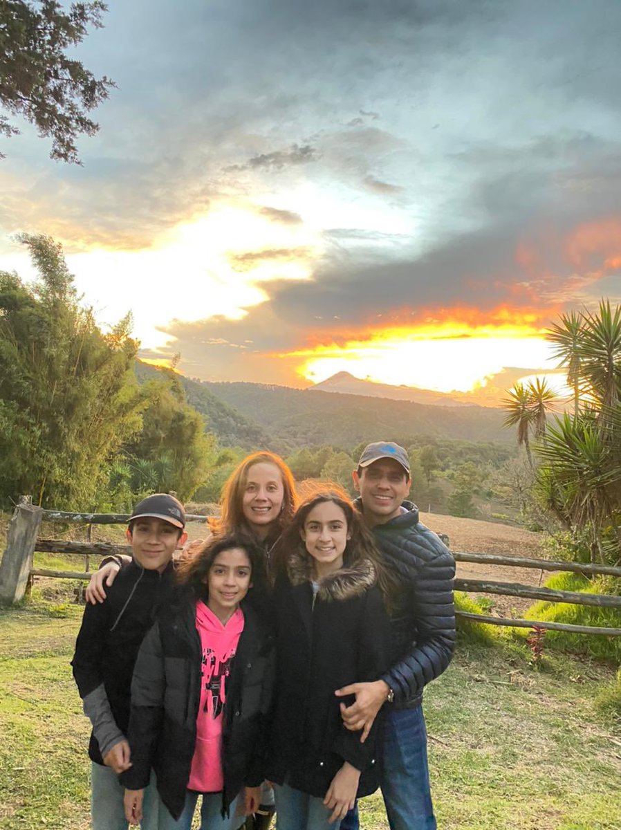 lpcsmd's tweet photo. Tiempo en familia! Guate impresionante! #nature #mykids #horseriding #impressiveviews #nofilters #uniqueguatemala https://t.co/VP98MEOEv7