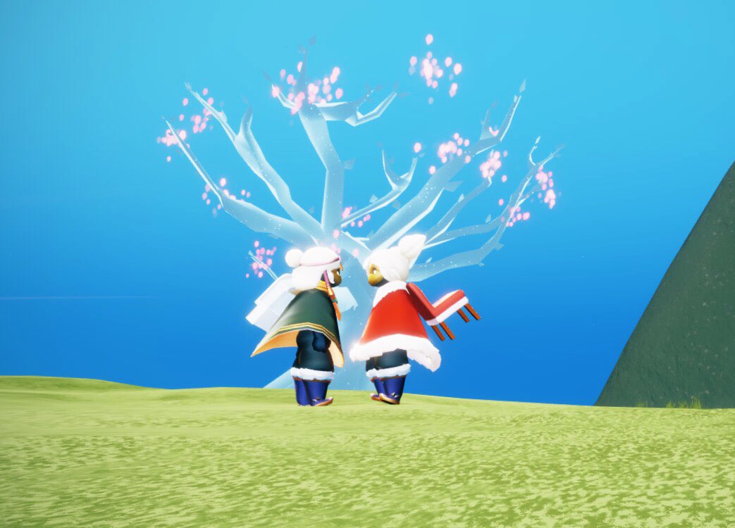 BoCongAnh146's tweet photo. Meet my baby in spring village with cherry blossom tree 🥰 https://t.co/Q2okmOZ2Rq