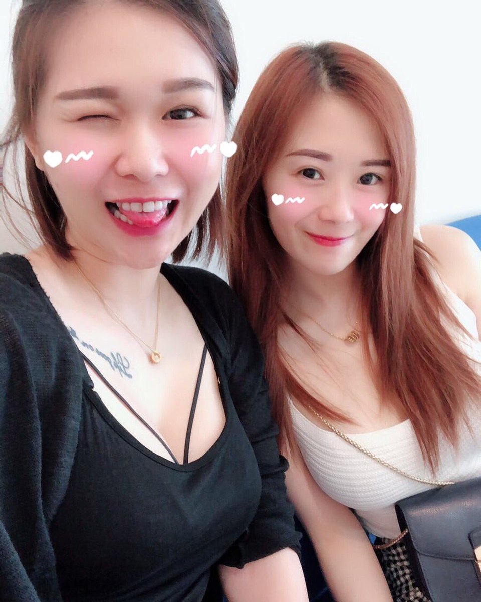 公司领导最近貌似来姨妈搞得我除了上班吃饭睡觉也没啥私人时间。但是未婚妻和闺蜜出去也不忘给我发自拍照，说是给准新郎我，我却无耻的发推给她推上的老公欣赏😂 (媳妇不调教 不线下)  #曝光女友 #出卖女友 #公开女友 #未婚妻 #绿帽淫妻 #绿帽献妻 #意淫 https://t.co/TTWGtYQAF1
