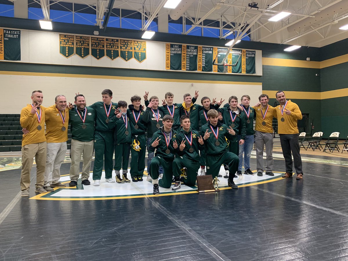 FHWrestlingTeam tweet media