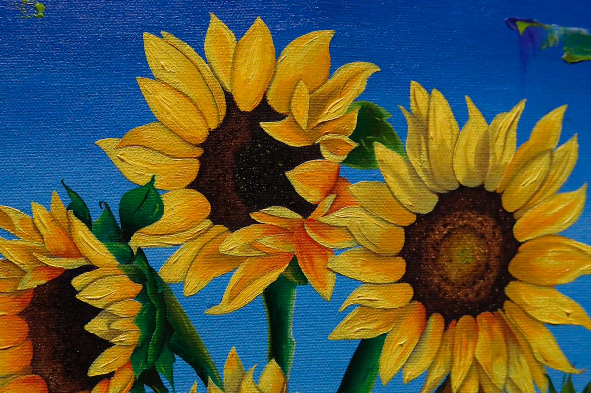 KariGnolia's tweet photo. ¿Les gusta el resultado final?
Obra: "Amor amarillo"
Óleo sobre tela 35 x 50 cm.
#OilPaintings #OilWork #Girasol #Sunflower 🌻🧡💛💙 https://t.co/CPaXVRRyLh