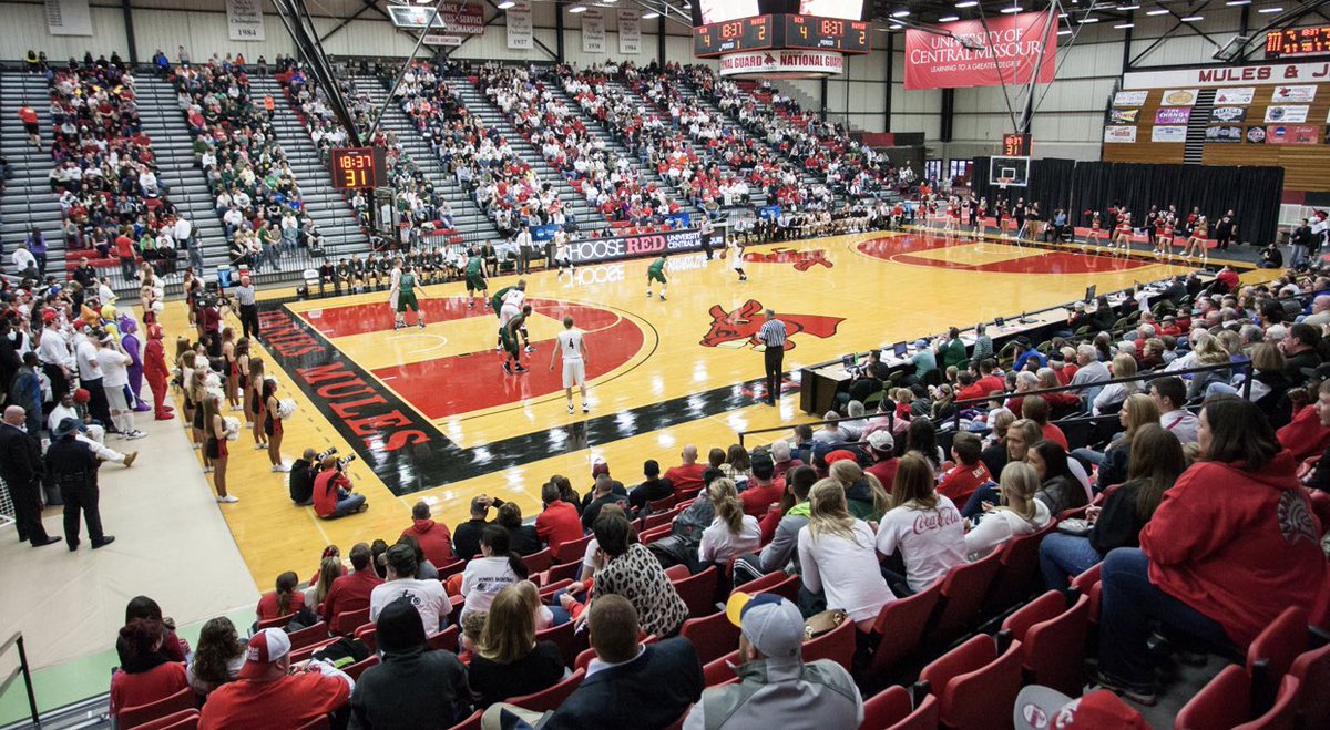 Carson Holden (@holden_carson) on Twitter photo Blessed to receive an offer from Central Missouri University🔴⚪️ <a href="/HerremaKyle/">Kyle Herrema</a> <a href="/coachvonzell1/">coach Von</a> <a href="/APShort143210/">Coach Adam Short</a> Blessed to receive an offer from Central Missouri University🔴⚪️ <a href="/HerremaKyle/">Kyle Herrema</a> <a href="/coachvonzell1/">coach Von</a> <a href="/APShort143210/">Coach Adam Short</a>